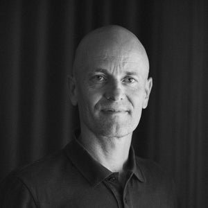 Walnut Street / Christian Vedel Egly